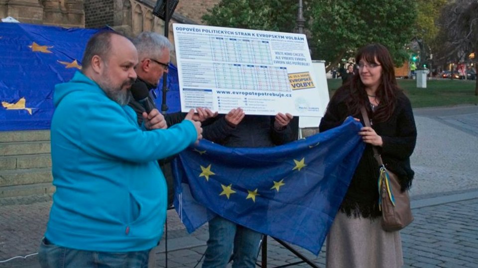 Neziskovka Pulse of Europe